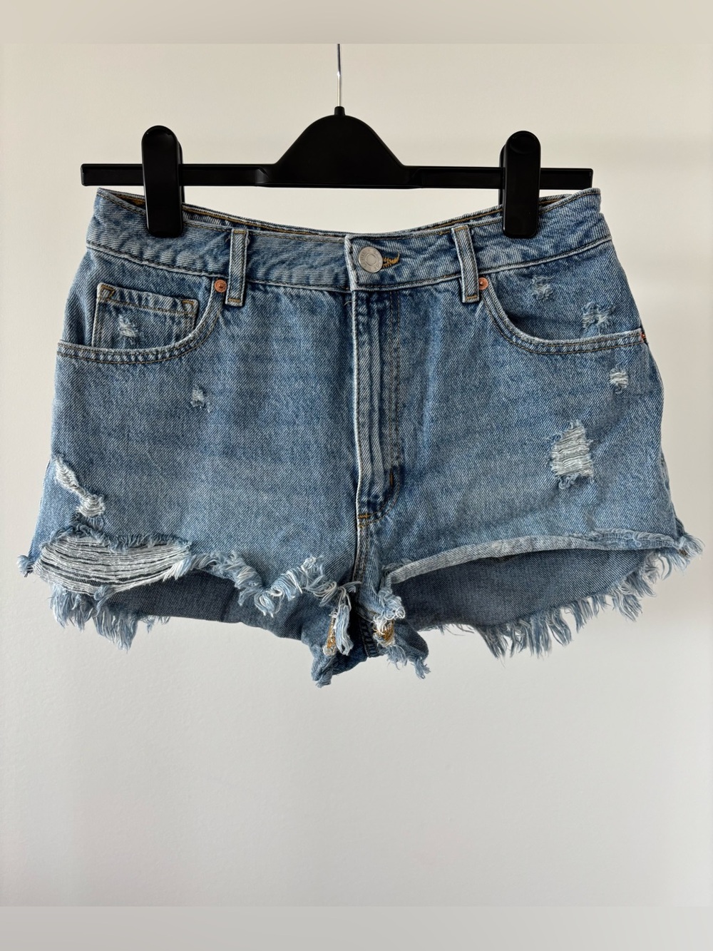 | Garage Denim | Mini Festival / Cheeky Festival Distressed Shorts size 05 / 27